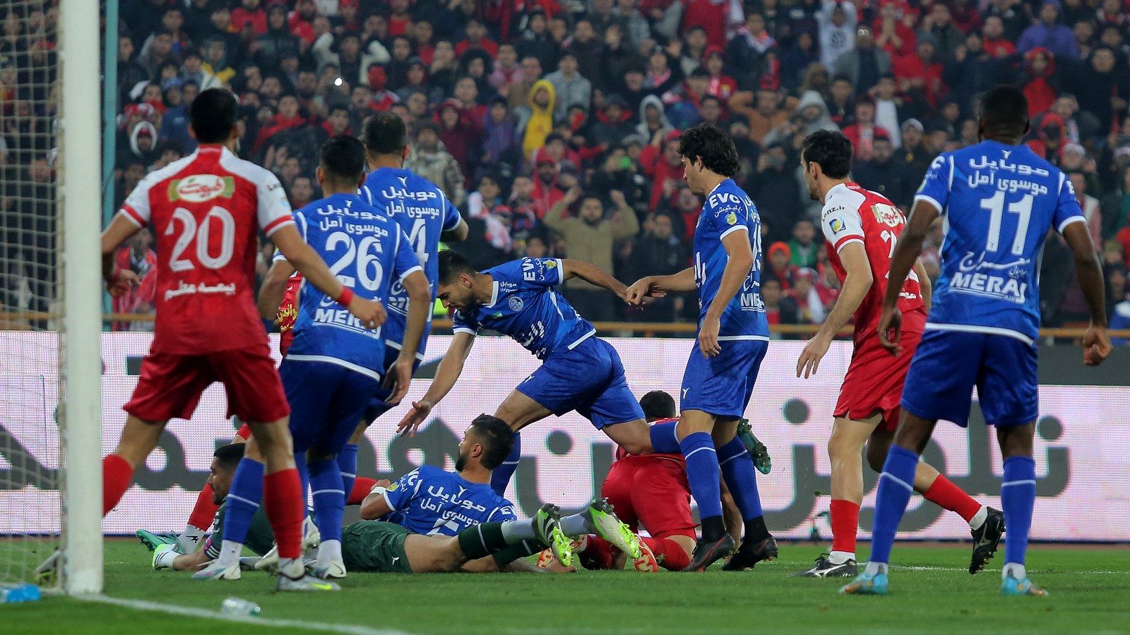 عبور سقف بودجه استقلال و پرسپولیس از ۴۵۰ میلیارد!