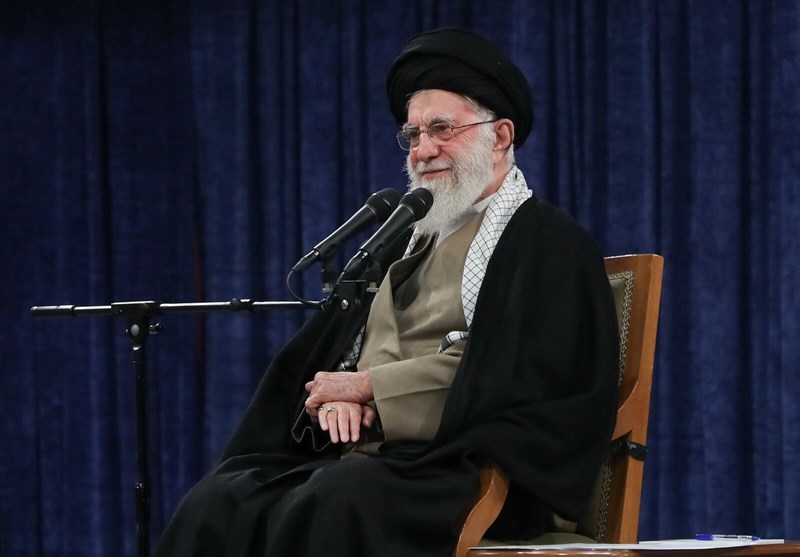 آغاز دیدار جمعی از معلمان با رهبر معظم انقلاب