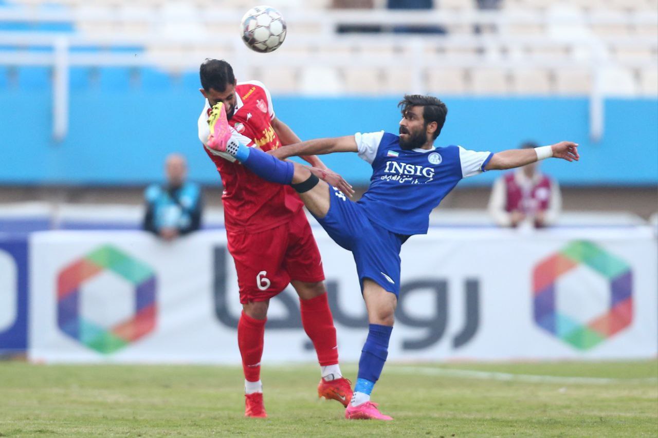 اجماع نظر کارشناسان: نگرفتن ۳ پنالتی پرسپولیس و خطا قبل از گل