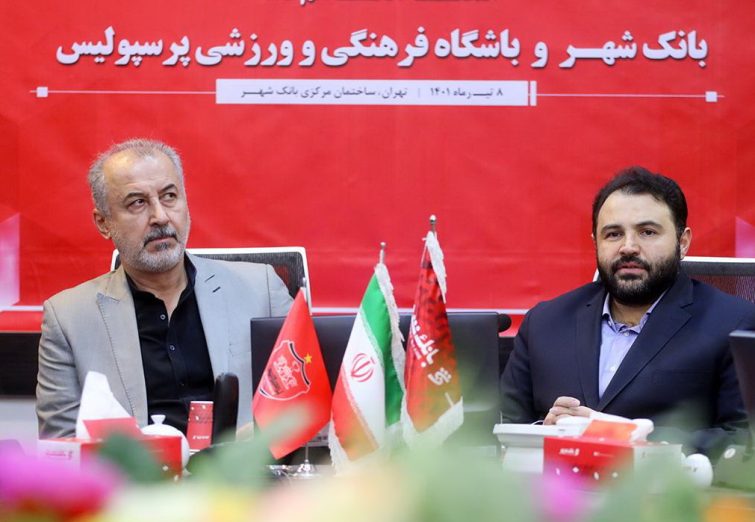 احمدی: تحت تاثیر احساس جوانان ۱۷ تا ۲۰ سال قرار نمی‌گیریم / درویش برود چه کسی بیاید