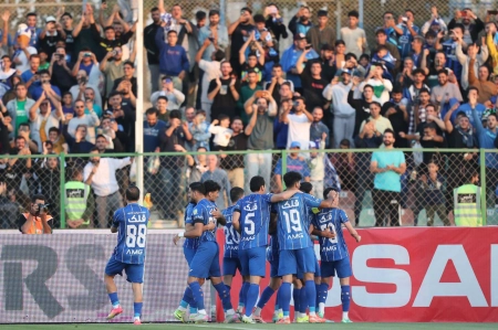 استقلال ۳-۱ آلومینیوم؛ نمایشی در قد و قواره قهرمانی استقلال ۳-۱ آلومینیوم؛ نمایشی در قد و قواره قهرمانی