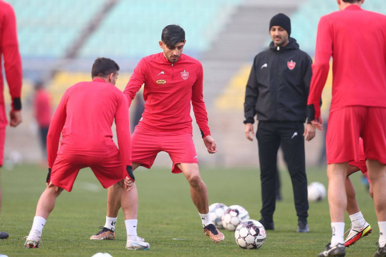 اسدی: پرسپولیس با هوادارانش به ساحل آرامش می‌رسد