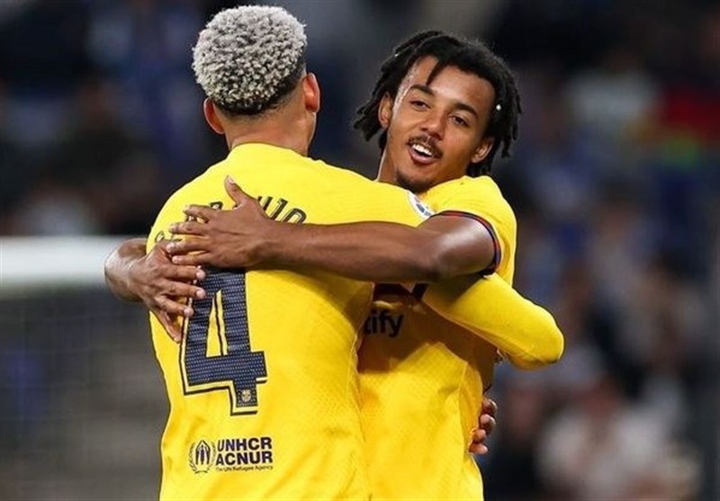 اعلام آمادگی مدافع فرانسوی بارسلونا برای بازی در پست آرائوخو