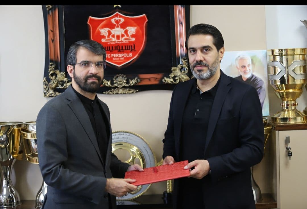 افشین پیروانی با پرسپولیس دو ساله تمدید کرد