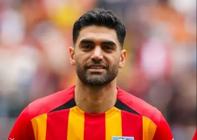 اقدام ناگهانی ستاره محبوب هواداران استقلال سوژه شد + جزئیات اقدام ناگهانی ستاره محبوب هواداران استقلال سوژه شد + جزئیات