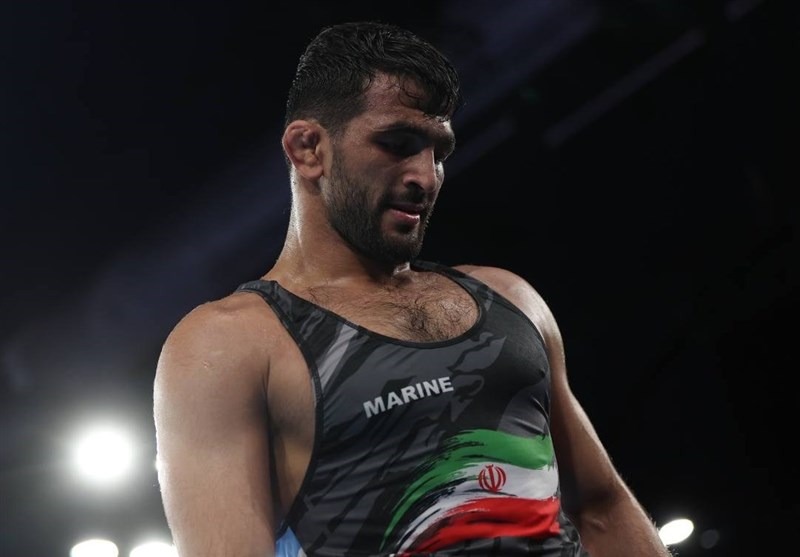 امضای قرارداد رسمی حسن یزدانی با باشگاه استقلال + فیلم