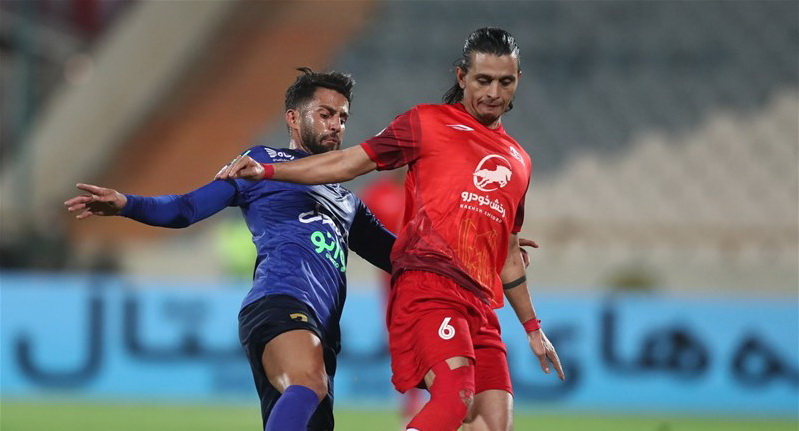 اکبر ایمانی دیدار با پرسپولیس را از دست داد/ اخباری برمی‌گردد
