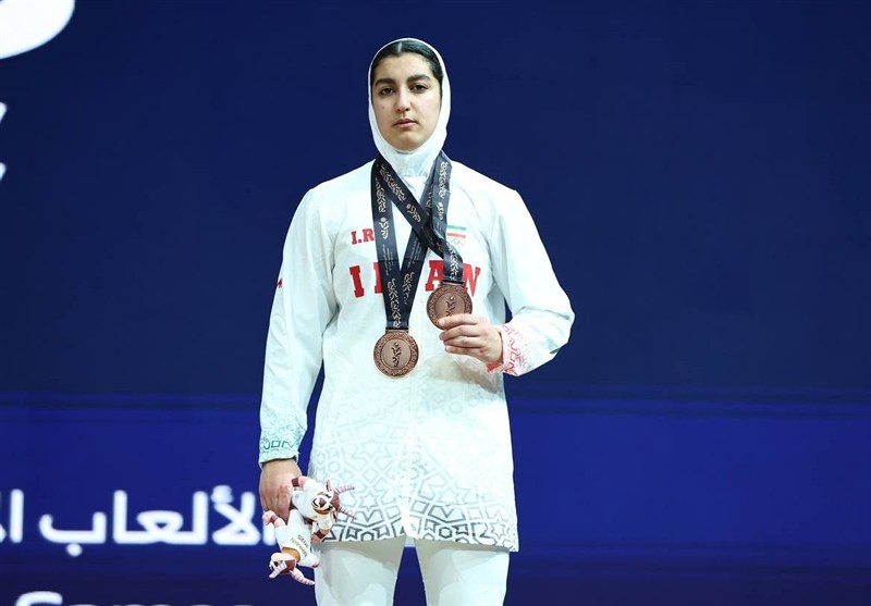 بازی‌های آسیایی جوانان| آلما حسینی در وزنه‌برداری ۲ برنز گرفت