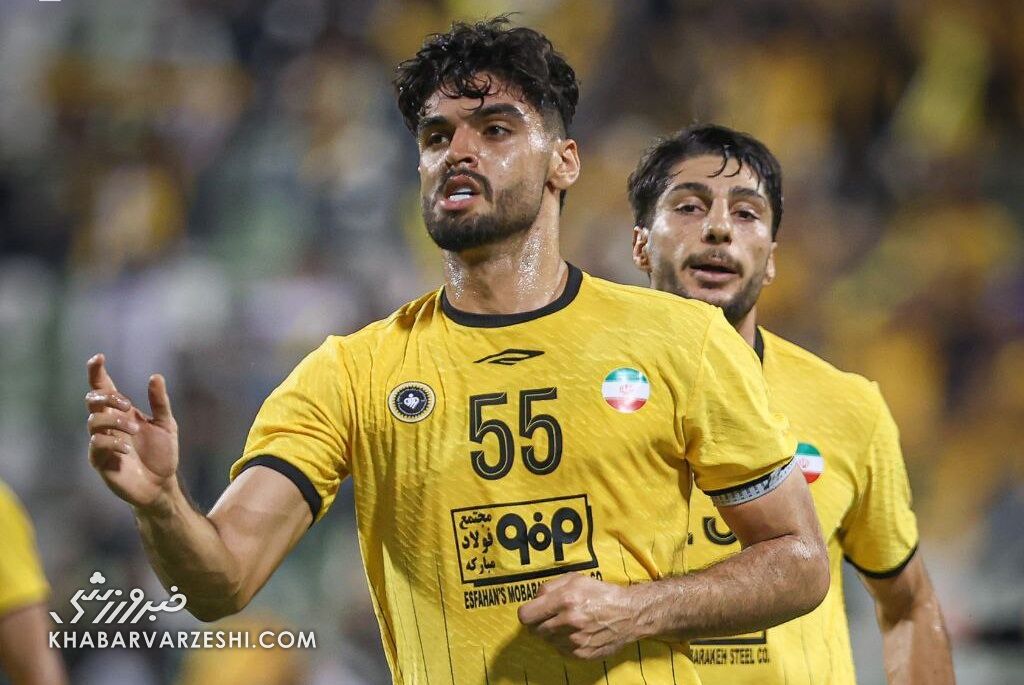 ببینید: گل اول سپاهان به پرسپولیس با ضربه امین حزباوی