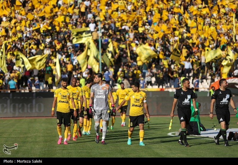 بحران دفاعی سپاهان مقابل الشباب الاهلی