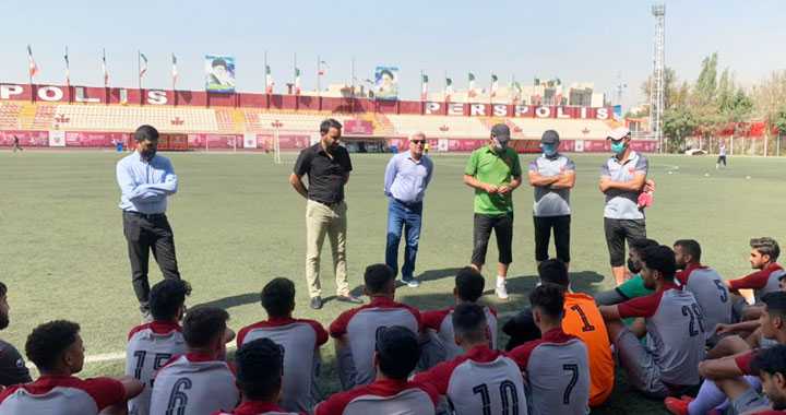 برگزاری جلسه محسن خلیلی با اعضای تیم امید پرسپولیس