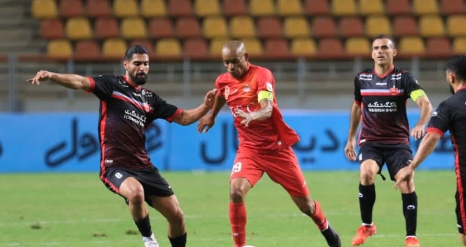 بیرانوند و رضاییان در لیست فولاد / پرسپولیس خواهان شیمبا