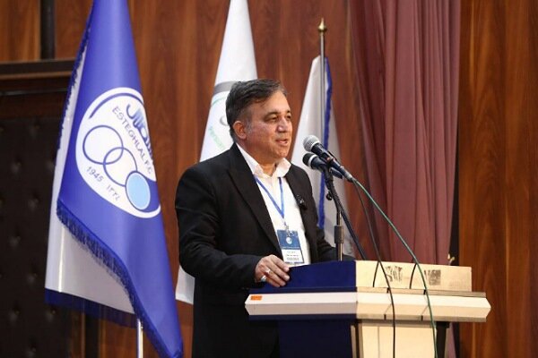 تاجرنیا: حرف اول و آخر را در استقلال هیئت مدیره می‌زند