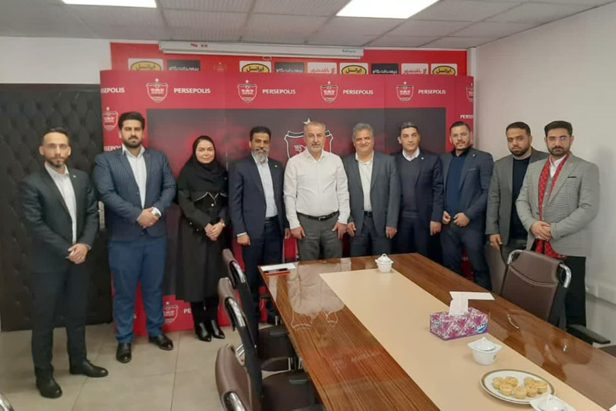 تقدیر مدیرعامل باشگاه پرسپولیس از وکلا و کارکنان بخش حقوقی باشگاه