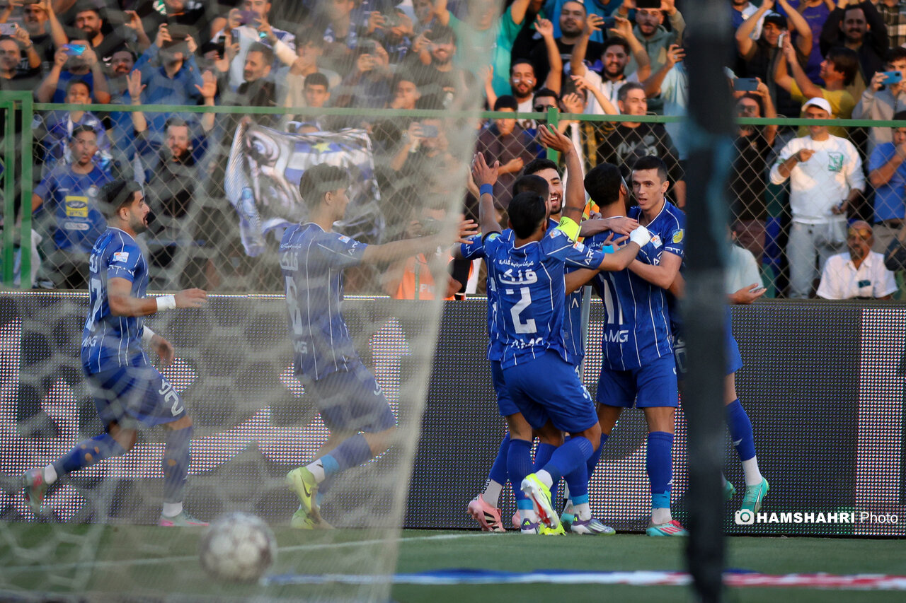 تماس نیمکت نشین بزرگ استقلال با تیم سابقش؛ میخواهم برگردم