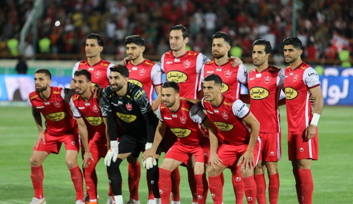 ثبت‌نام اعضای تیم فوتبال پرسپولیس برای لیگ قهرمانان