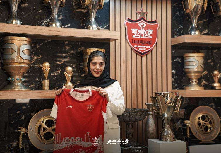 «ثنا صادقی» به تیم بانوان پرسپولیس پیوست