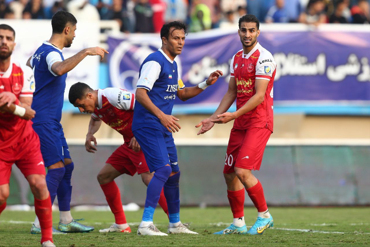 جریمه مربی استقلال خوزستان به خاطر بدرفتاری دربازی با پرسپولیس