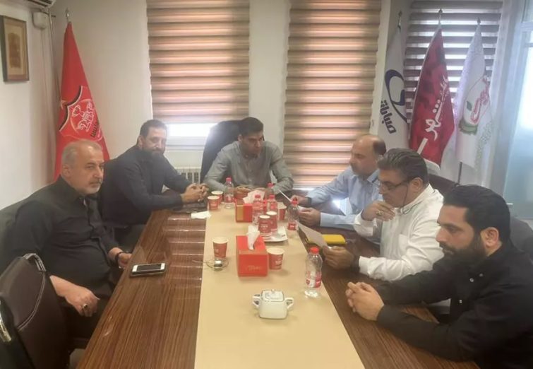 جلسه هیئت مدیره پرسپولیس برگزار شد / اصرار بر ادامه حضور کارتال