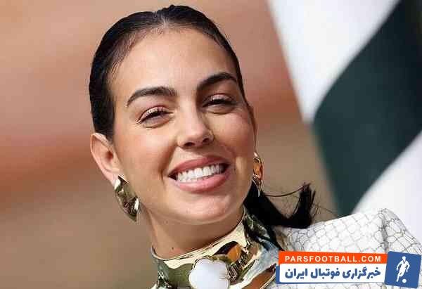 جورجینا رودریگز با روسری در عربستان!