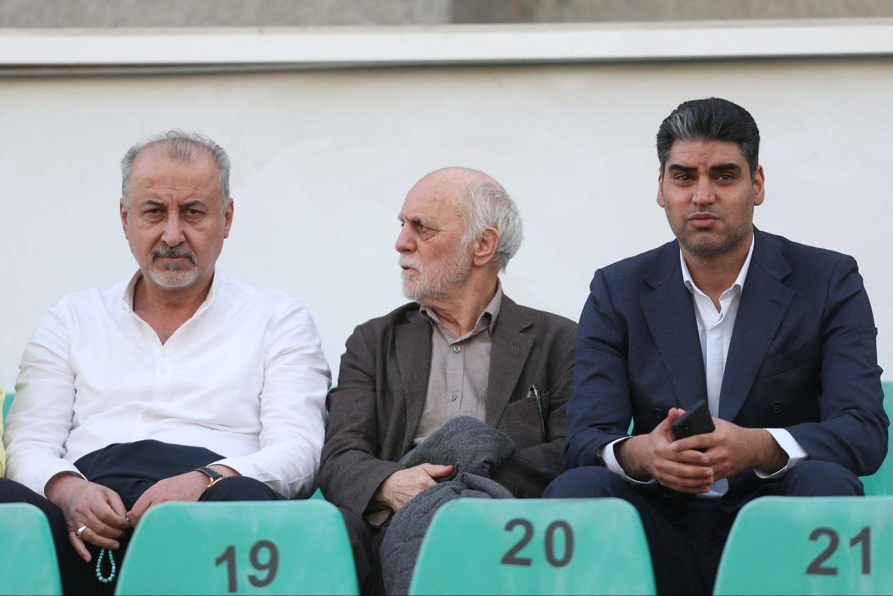 حدادی: انتقال حق امضا زمان‌بر است / مذاکره و توافقات درحال انجام است