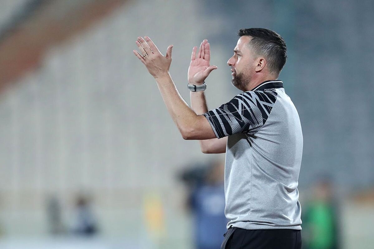 حرکت معنادار اوسمار قبل از رفتن به سمت استقلالی ها + عکس