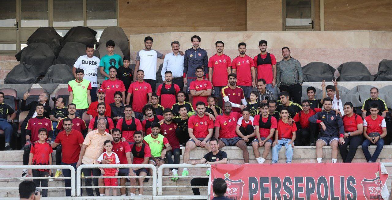 حضور مهمانان ویژه در تمرین جمعه پرسپولیس +تصاویر