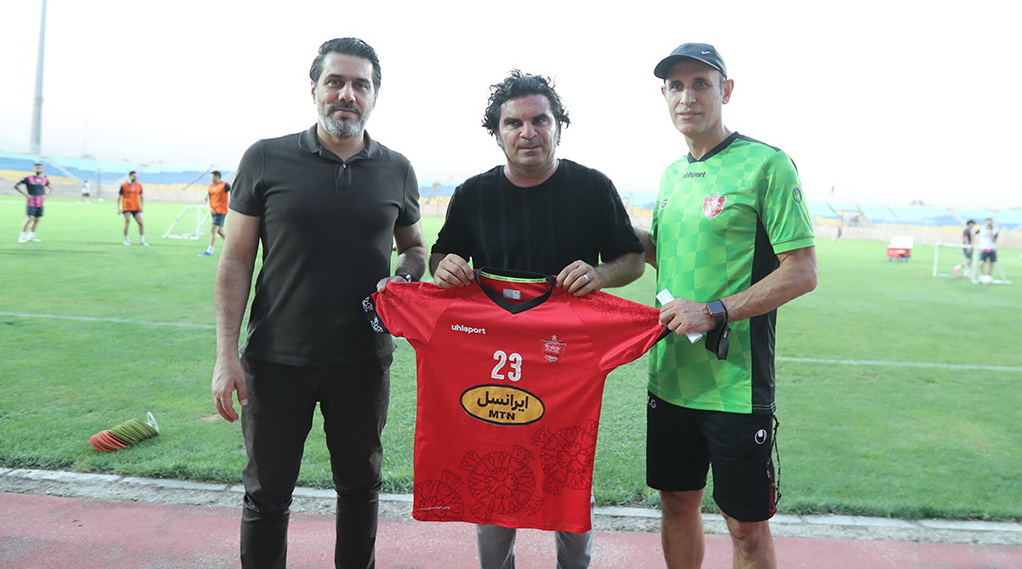 خان‌محمدی: ملی‌پوشان پرسپولیس باید خود را برای داربی آماده کنند