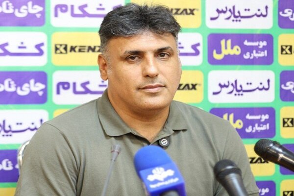 خلیفه اصل: ریسک بازی دادن به جوان ها را می پذیرم
