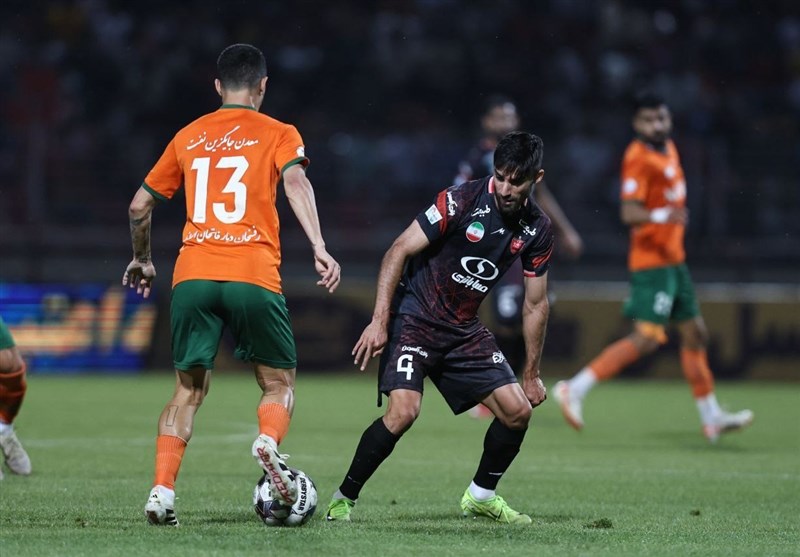 درخشان: رقبا منتظر پرسپولیس نمی‌مانند/ از سازندگی غافل شدند