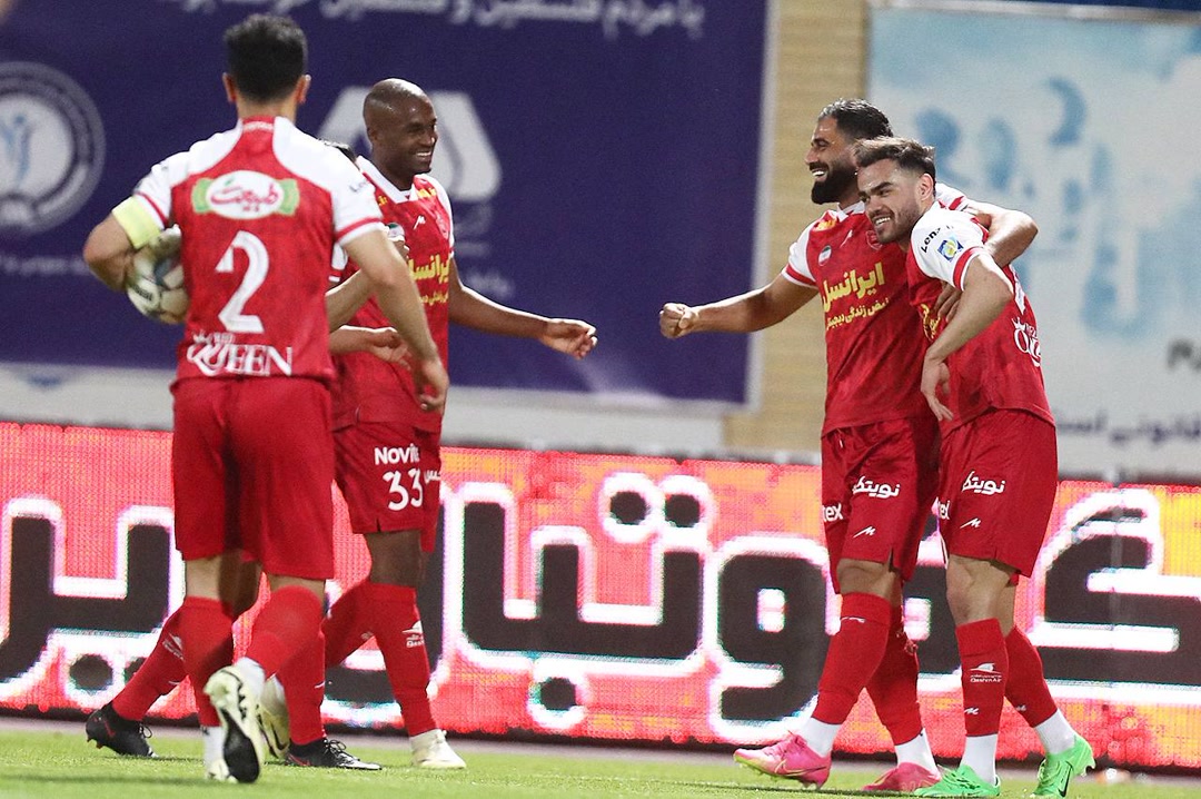 درخشان: پرسپولیس در لیگ و حذفی شانس قهرمانی دارد