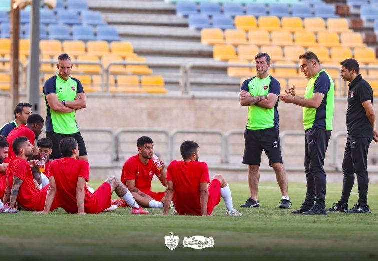 درخواست سرمربی پرسپولیس برای جذب ۳ بازیکن جدید