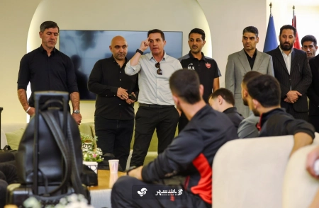 دو تغییر در کادر فنی پرسپولیس با تصمیم اوسمار؛ اونینگ و خانبان جدا میشوند دو تغییر در کادر فنی پرسپولیس با تصمیم اوسمار؛ اونینگ و خانبان جدا میشوند