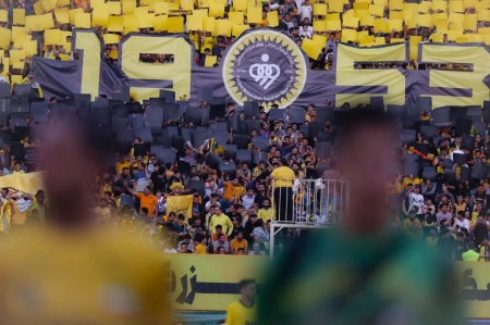 دیدار اسطوره‌ها در هفتادودومین سالگرد سپاهان