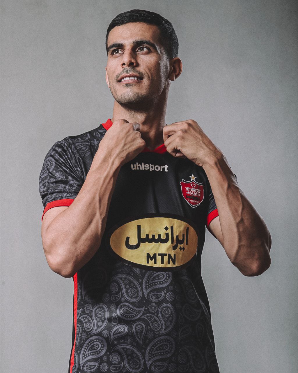 رونمایی از پیراهن جدید پرسپولیس +عکس