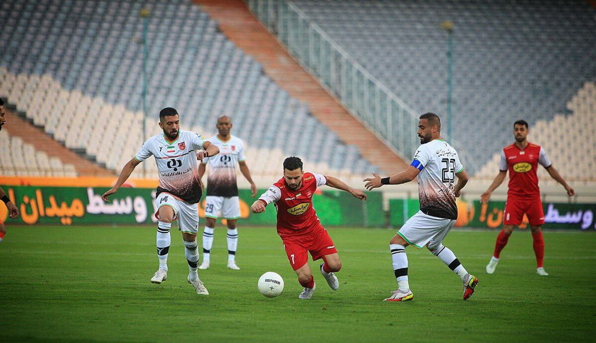 زمان مسابقه پرسپولیس و مس تغییر کرد