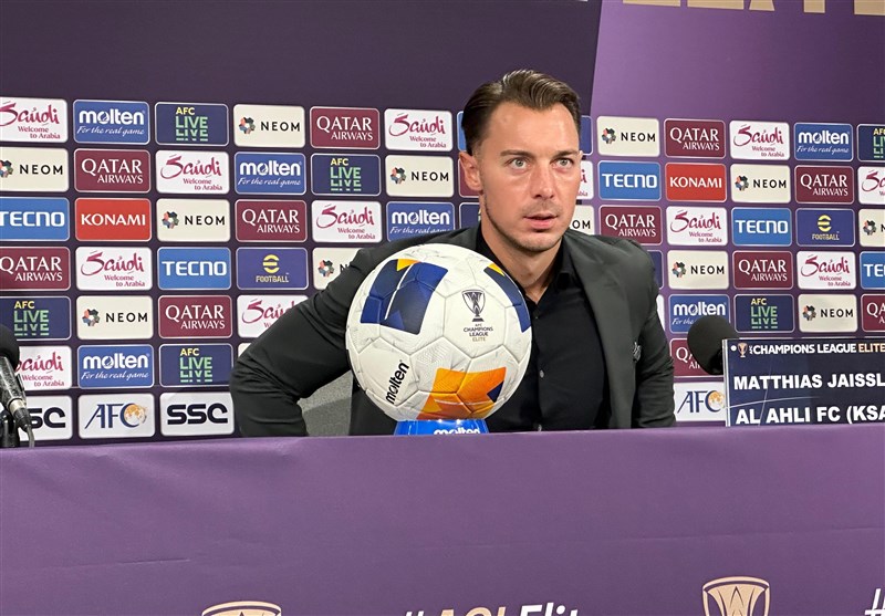 سرمربی الاهلی: پرسپولیس حریف قدرتمندی بود / برد مقابل پرسپولیس را مدیون مندی هستیم