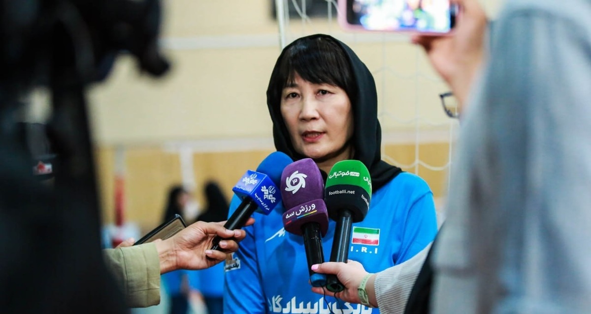 سرمربی تیم ملی والیبال زنان ایران: هنوز بی‌نقص نیستیم!
