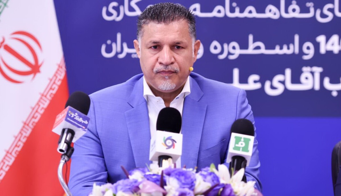 سکوت علی دایی شکست: در حضور مردم و خانواده‌ام پاسپورتم را گرفتند/ بازگرداندن آن بعد از بی‌احترامی چه معنایی دارد؟