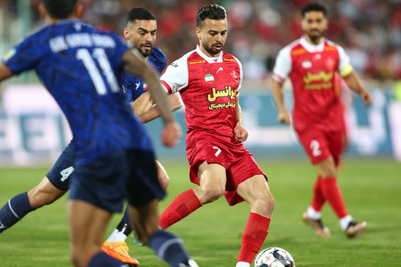 شافعی: گل‌گهر را نمی‌توان پیش‌بینی کرد/پرسپولیس باید ۹ بازی را برنده شود
