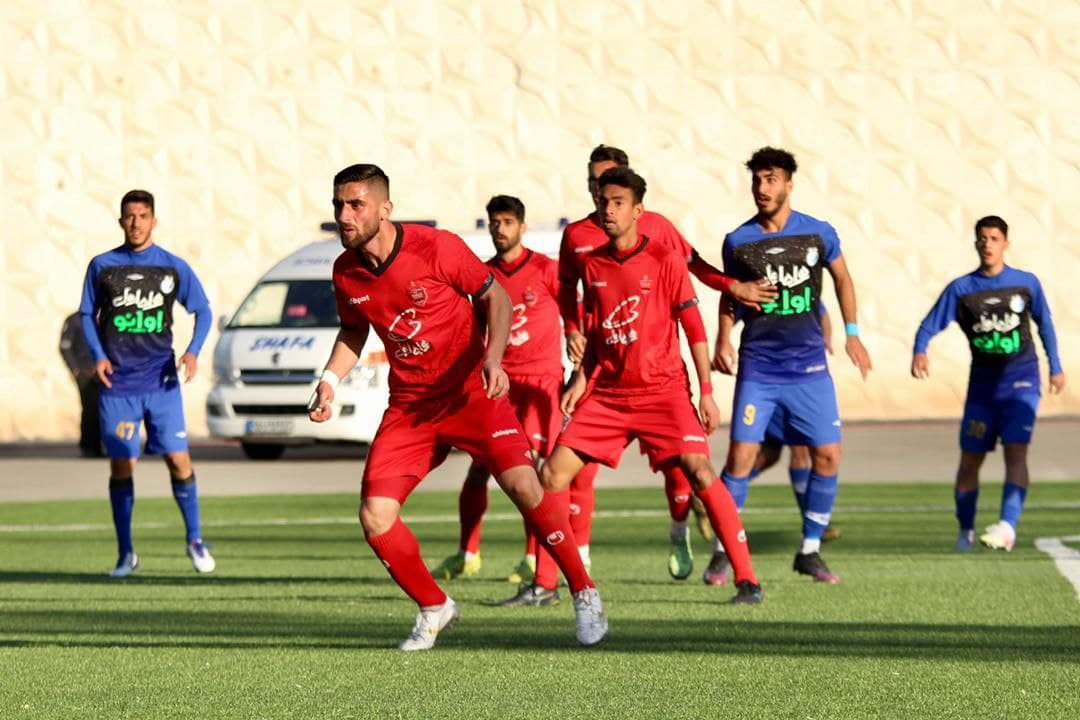 صدر جدول در تسخیر سرخ‌ها / پیروزی پرسپولیس در دربی امیدها