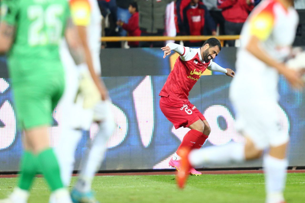 طاهرزاده: اوسمار در دربی می‌تواند محبوب هواداران پرسپولیس شود / نبود کنعانی روی توپ‌های بلند تاثیرگذار است