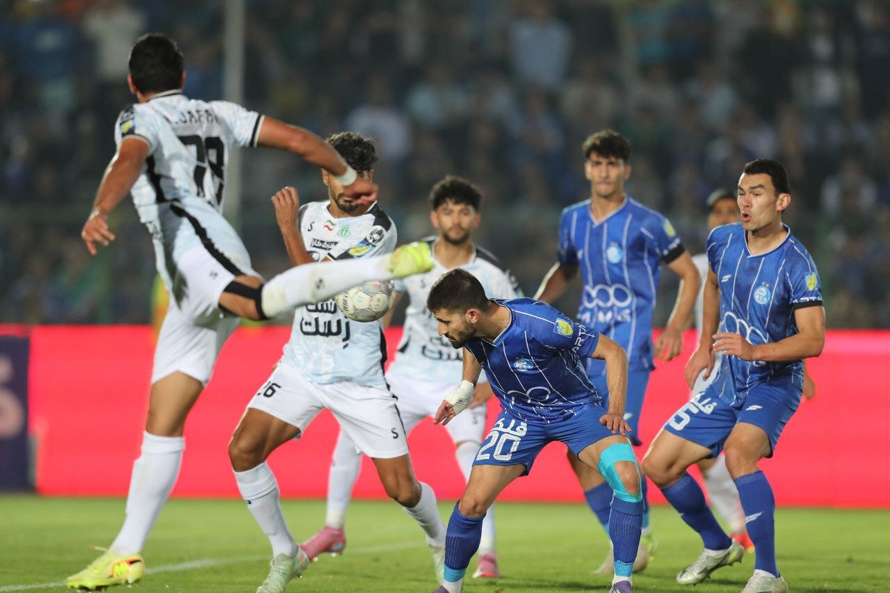 عالمی: دو بازیکن نقش تاثیرگذاری در تیم دارند/ یک ضعف استقلال پاجاست عالمی: دو بازیکن نقش تاثیرگذاری در تیم دارند/ یک ضعف استقلال پاجاست