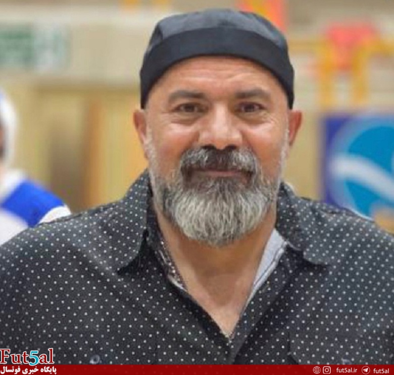 عبدالله نژاد: گل می زنیم ولی نمی توانیم از آن محافظت کنیم/فقر تاکتیکی در تیم ملی وجود دارد/چند بازیکن با تجربه باید اضافه شوند