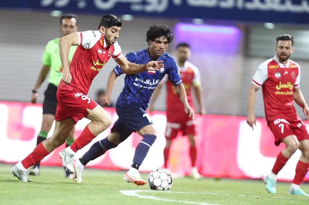 عربشاهی: پرسپولیس شایسته قهرمانی است/ باید ریسک کرد و به جوانان بازی داد