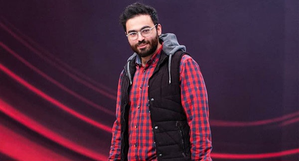 عکس| اعتراف به اشتباه بزرگ؛ مجری جنجالی طرفدار سرسخت گل‌محمدی شد