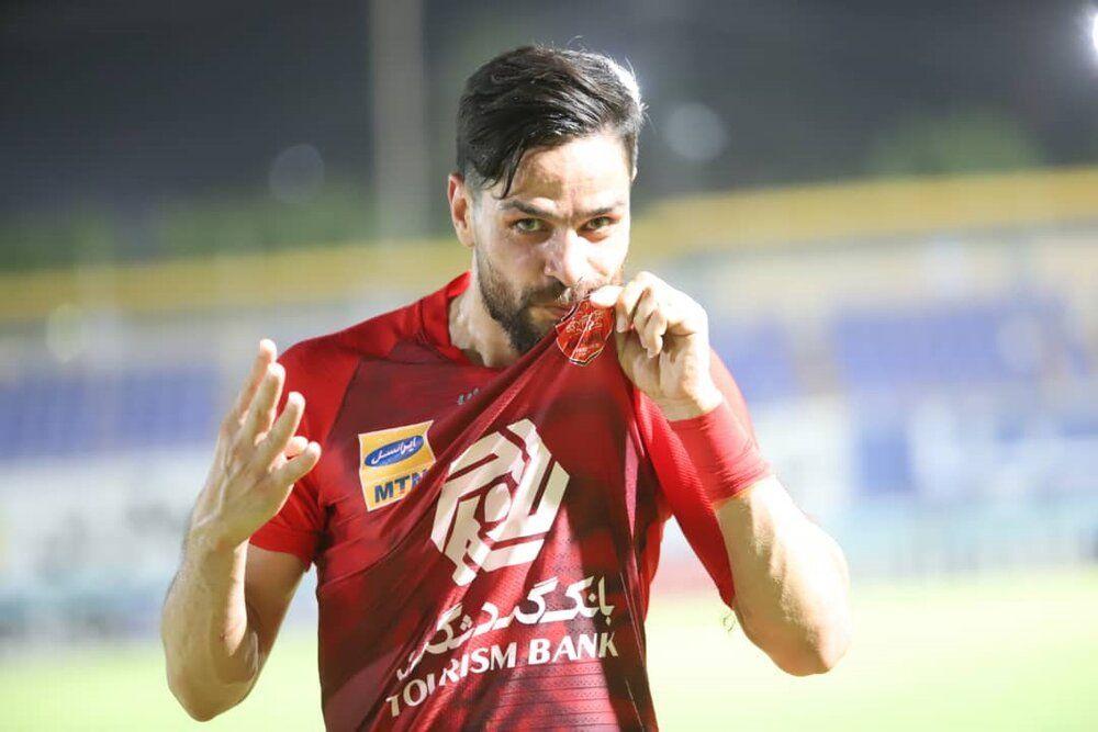 قرارداد کمال کامیابی‌نیا برای سه فصل دیگر تمدید شد