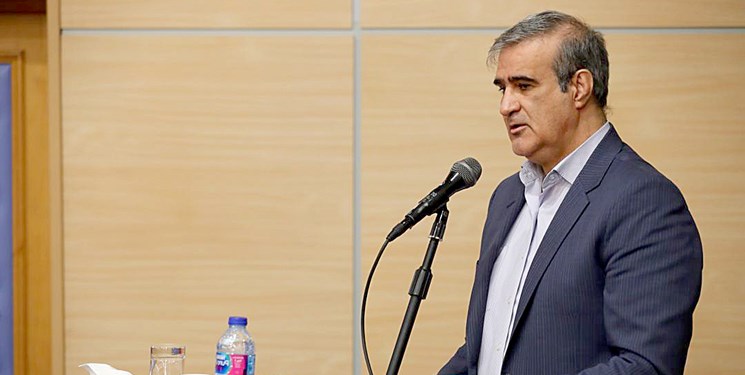 قنبرزاده: ۱۰ تا ۱۲ میلیارد کف هزینه برای VAR است / طبقه دوم آزادی خارج از رده شده / باشگاه فولاد گفت تماشاگر نمی‌خواهد