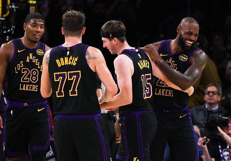 لیگ NBA| پیروزی لیکرز در بازگشت جیمز/ گلدن استیت شکست خورد