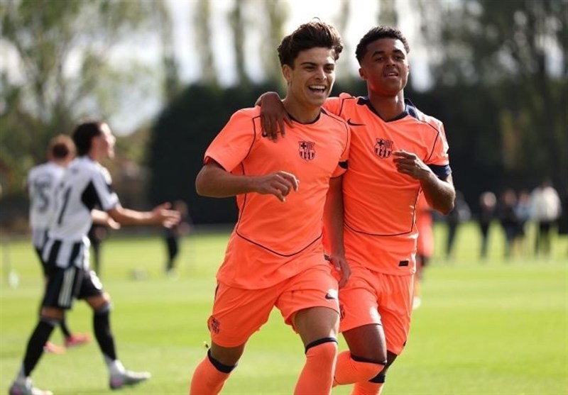 مدافع جوان بارسلونا ۱۰ هفته خانه‌نشین شد/ بردغجی می‌ماند